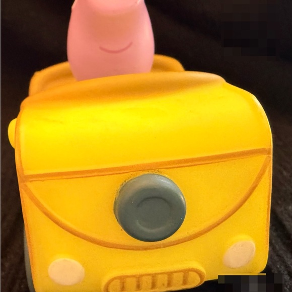 Peppa Pig Colorful Vehicle Set - Yellow, Red, Purple - Picture 14 of 16